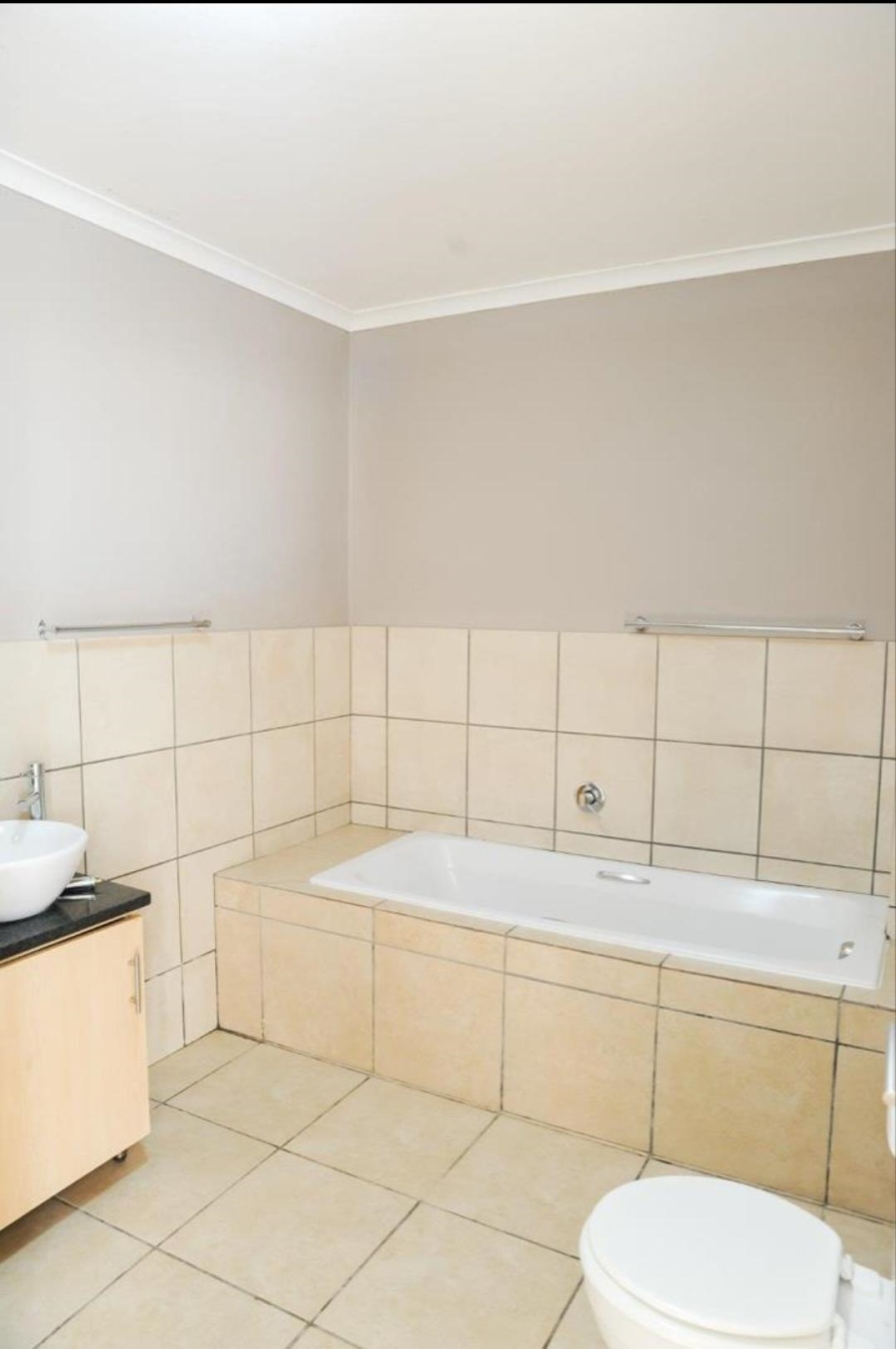 3 Bedroom Property for Sale in Villa Diamante Western Cape
